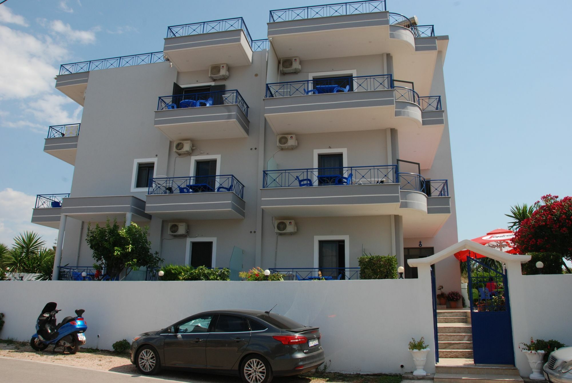 סרנדה Erdeti Boutique Hotel מראה חיצוני תמונה